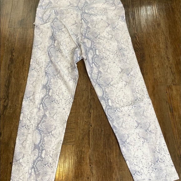 Nine West Active Leggins con bolsillos Absorción de humedad talla M - Picture 4 of 6